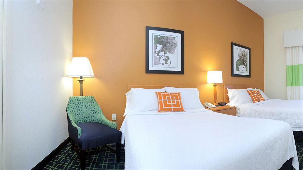 Fairfield Inn And Suites Jacksonville Beach Esterno foto