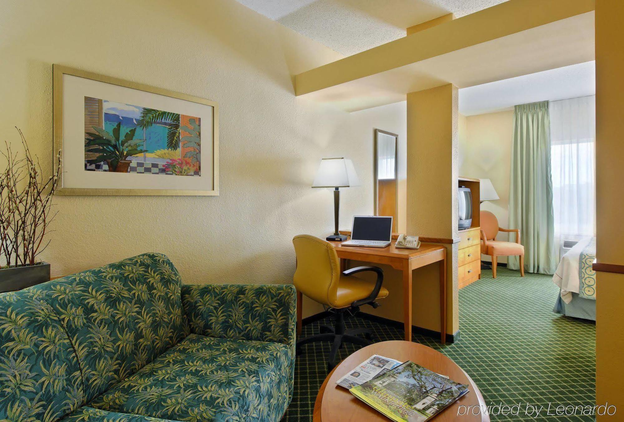 Fairfield Inn And Suites Jacksonville Beach Esterno foto